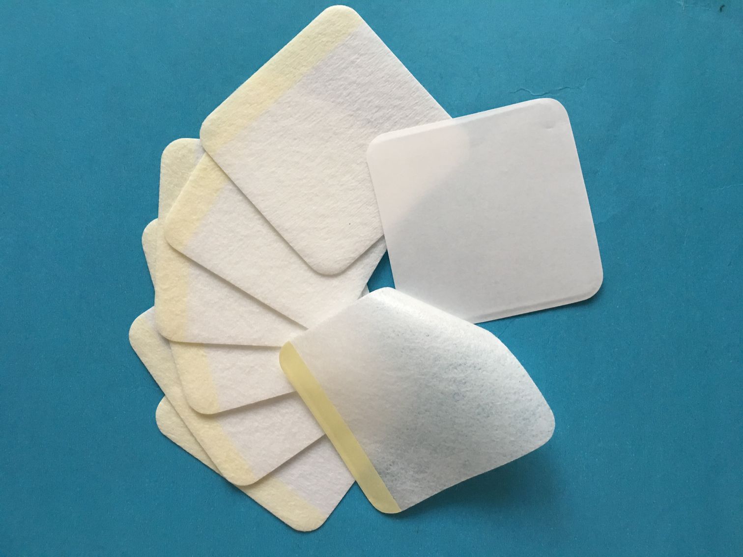 无纺布膏药裸贴